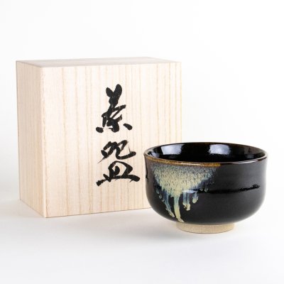 漆黒　抹茶碗（木箱入）