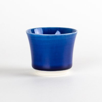 麻の葉（ルリ）　ぐいのみ