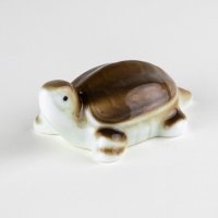 亀　置物