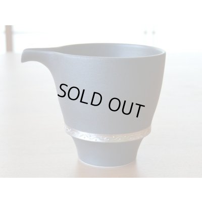 画像2: いぶし銀 半酒器セット（木箱入）