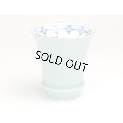 画像2: 青磁瓔珞（反り型）日本酒グラス SAKE GLASS