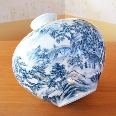 画像4: 大作「染付山水 大花瓶」 真右エ門窯 初代真右衛門 作