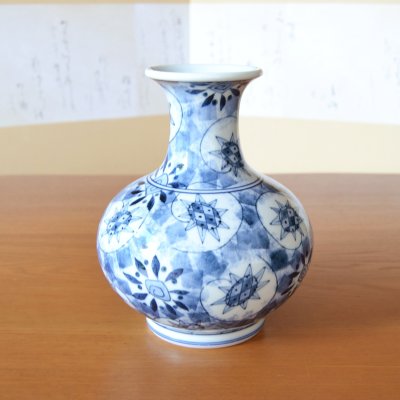 画像2: 染付花絵 花瓶 真右エ門窯 初代 真右衛門 作