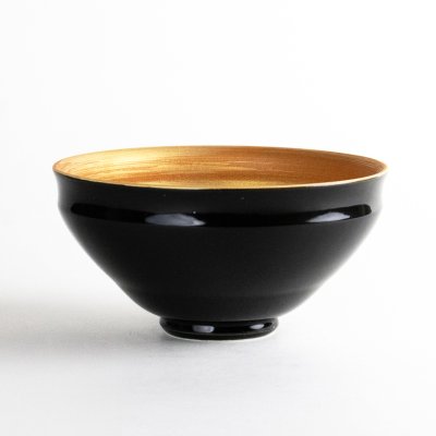 宵金（よいがね）　抹茶碗（木箱入）