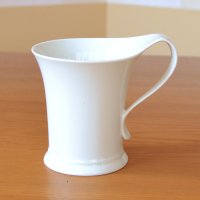 シンプルホワイト　マグカップ