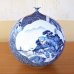 画像2: 大作 染付蛸唐草 間取山水絵 大壷 藤井錦彩 作 (2)