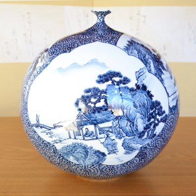 画像3: 大作 染付蛸唐草 間取山水絵 大壷 藤井錦彩 作