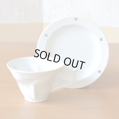 画像3: 結婚祝い プレゼント 有田焼 ハートの形が浮かび上がる コーヒー カップ&ソーサー ペアー ハートinクローバー 青 赤 のし・メッセージカード付き