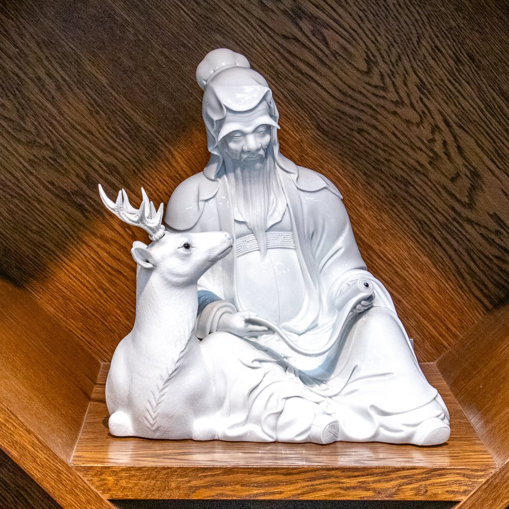 古伊万里の白磁の仙人置物