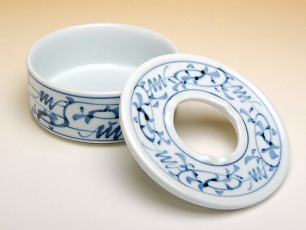 画像2: 唐草(中) 蓋付灰皿 (2)