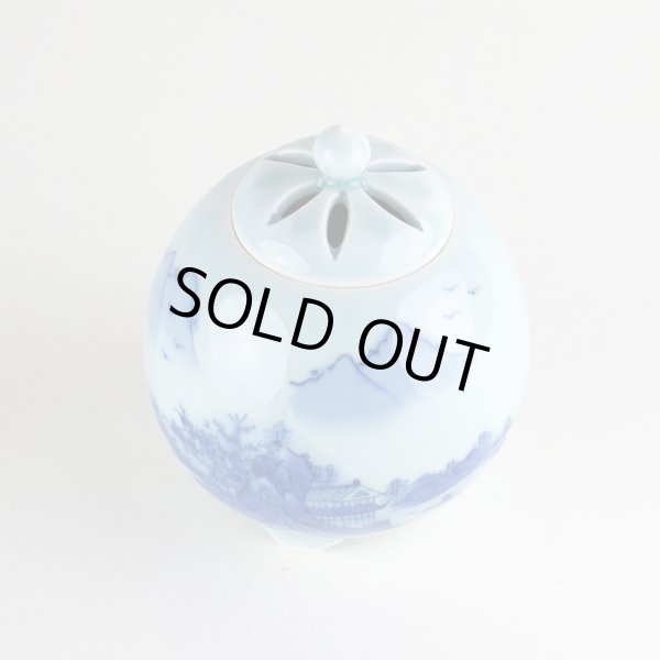 画像2: 青磁山水 うり型(小)香炉(木箱入) (2)