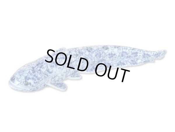 花唐草 なまず置物（30cm）