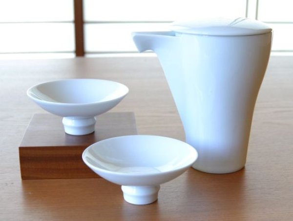 画像2: 白磁 至福の半酒器セット(徳利×1 / 盃×2) (2)