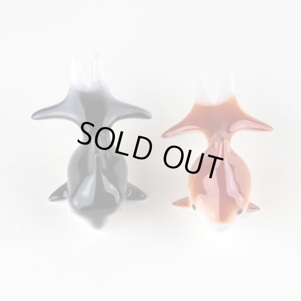 画像4: 出目金(黒/赤)ペアー 置物 (4)