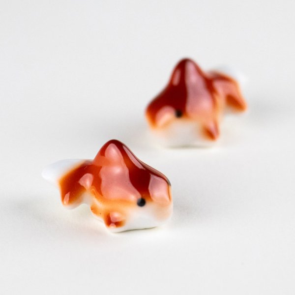 画像2: ミニ出目金(赤/赤)ペアー 置物 (2)