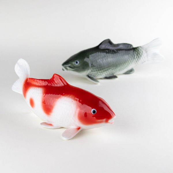 画像2: 鯉(中)ペアー置物 (2)