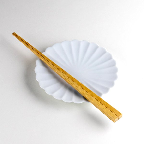 画像4: 白磁菊型 4寸皿 (4)