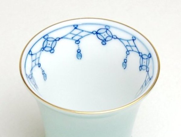 画像3: 青磁瓔珞(反り型)日本酒グラス SAKE GLASS (3)