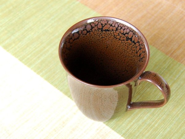 画像3: 【名入れ・名前入り】油滴天目 マグカップ(馬場真右エ門窯/木箱付) (3)