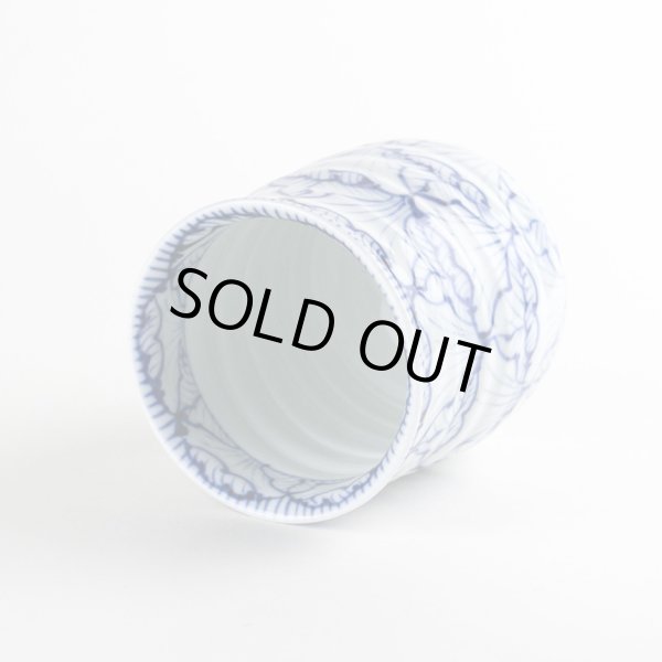 画像3: 花弁紋 手造り湯呑(大) (3)