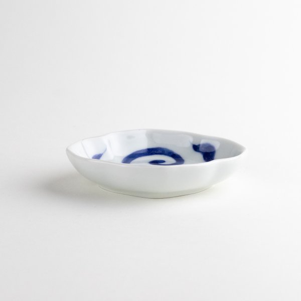 画像4: 染付唐草 木甲小皿 (4)