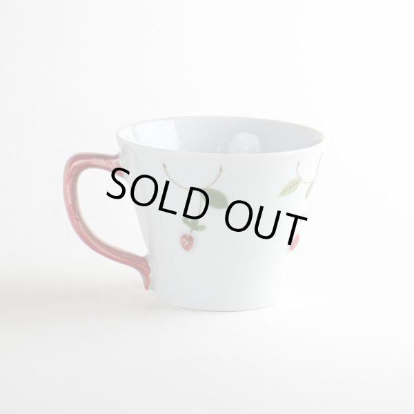 画像2: 【名入れ・名前入り】プチいちご マグカップ (2)