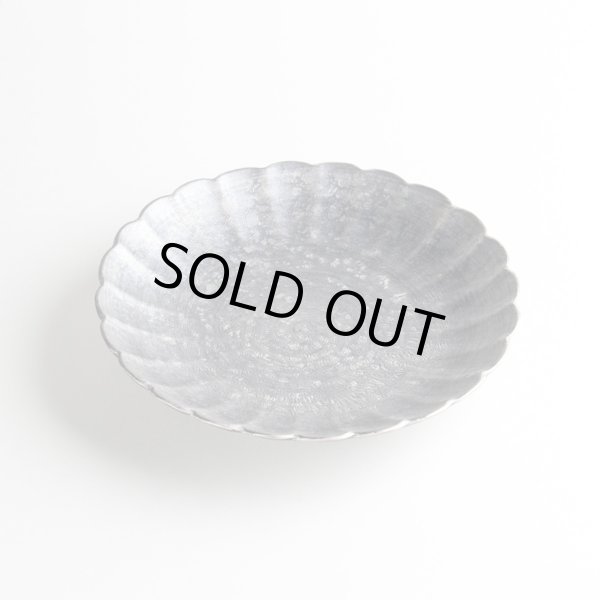 銀化粧 菊割4.5寸皿