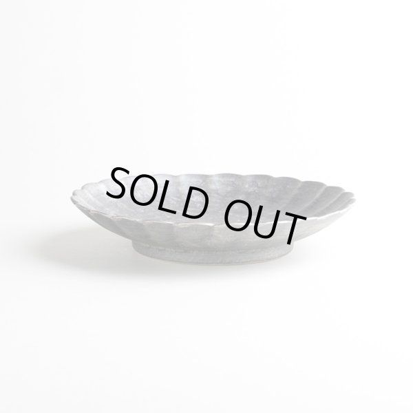 画像4: 銀化粧 菊割4.5寸皿 (4)