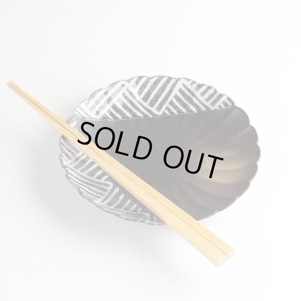 画像5: 金彩地紋 菊割4.5寸皿 (5)