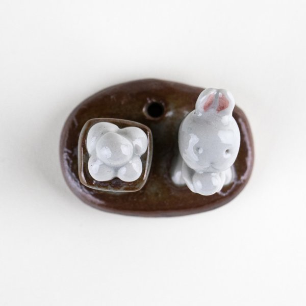 画像4: ミニ月見うさぎ 置物 (4)