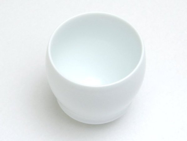 画像2: 白磁(丸型)日本酒グラス SAKE GLASS (2)