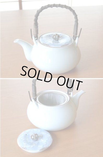 画像2: プラチナ牡丹 汲出しＵ土瓶茶器揃（木箱入） (2)