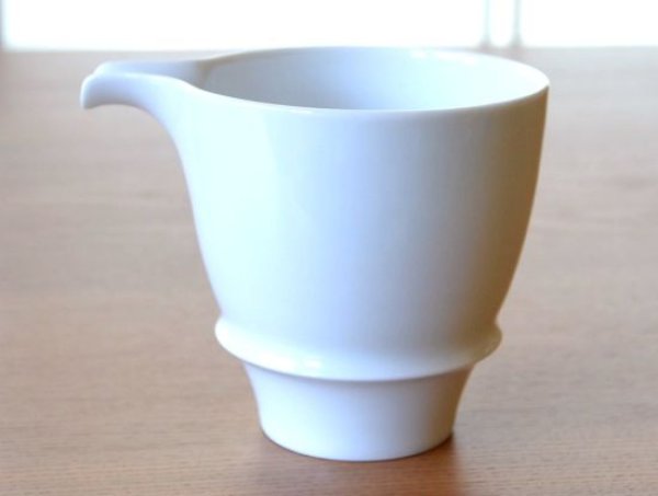 画像2: 白磁 半酒器セット(木箱入)※盃は「反型」 (2)