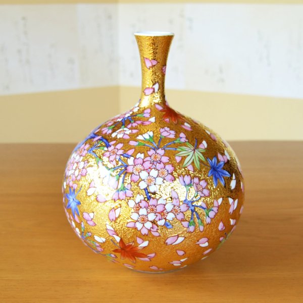画像2: 金彩花鳥図 花瓶 金龍窯 作 (2)