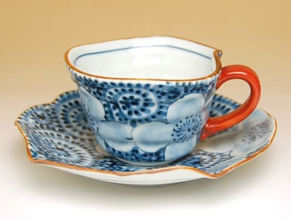 画像2: 蛸唐草花紋 たっぷりコーヒー碗皿 (2)