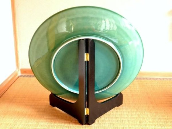 画像3: 金襴手(金箔)桜 尺5寸飾り皿(45cm)(皿立 / 木箱付) (3)