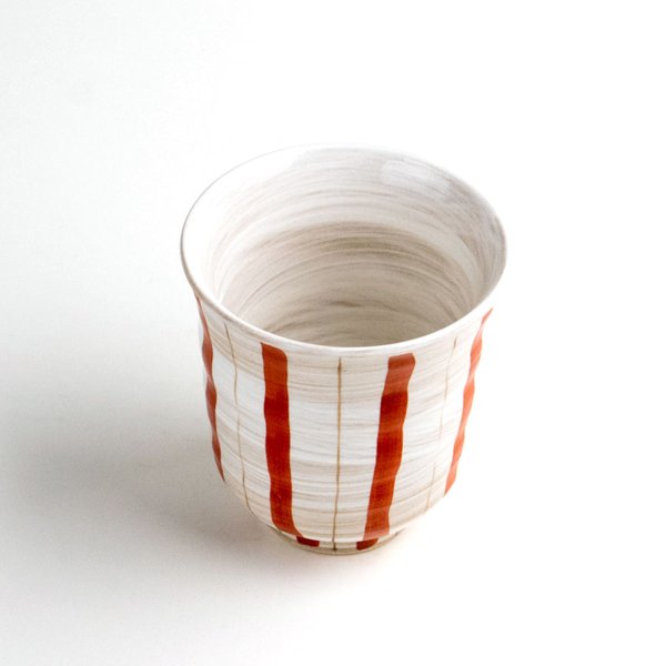 画像2: 粉引二色十草(赤)湯呑 (2)