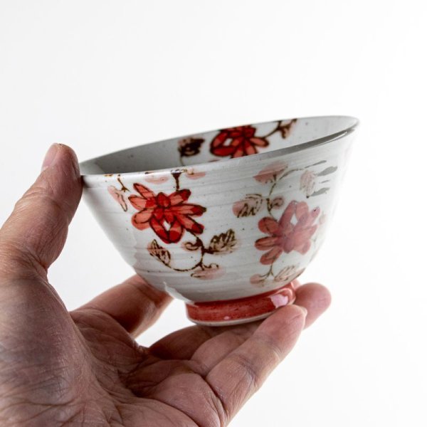 画像5: 【名入れ・名前入り】彩花唐草 (赤)茶碗 (5)