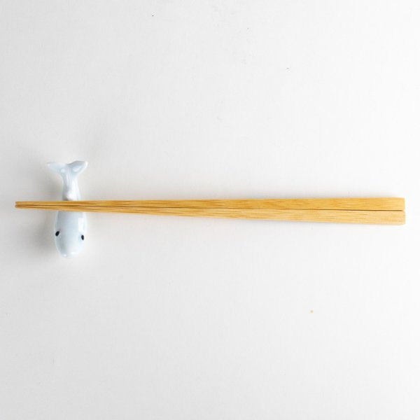 画像6: くじら（青白磁）　箸置 (6)