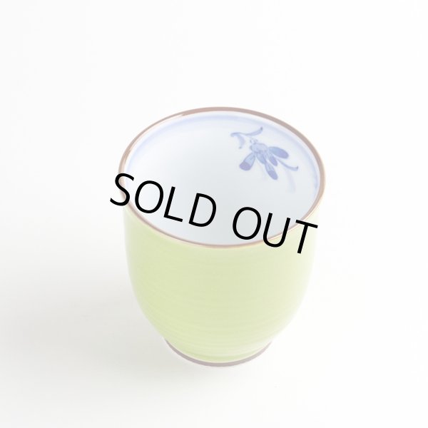 画像2: 【名入れ・名前入り】蘭の香り （緑）湯呑 (2)