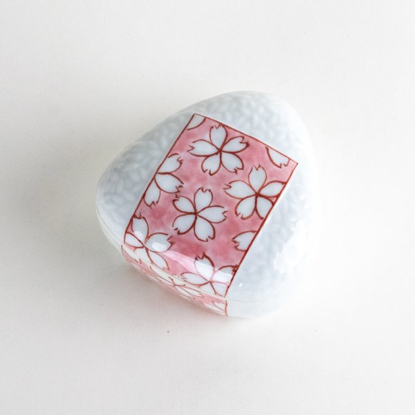 おにぎり（桜）　蓋物