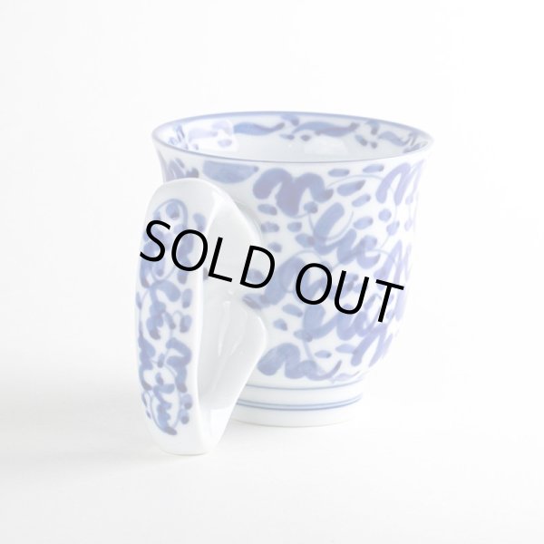 画像3: 持ちやすい！淡彩唐草 ビッグハンドルマグカップ (3)