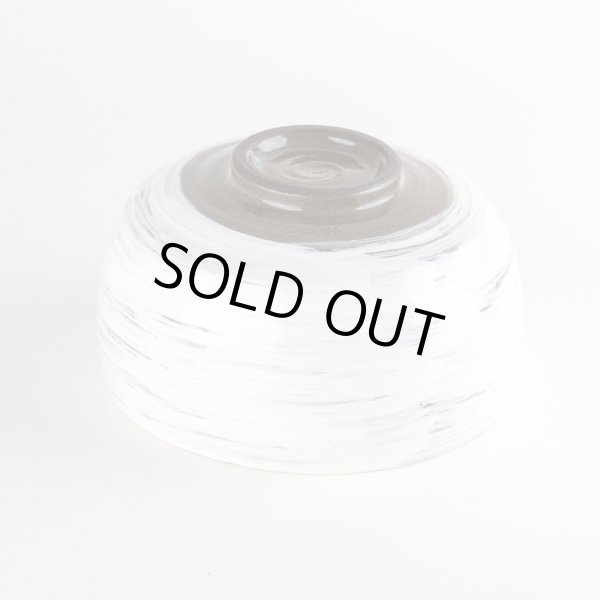 画像5: 白刷毛 抹茶碗（木箱入） (5)