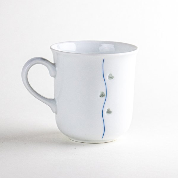 画像2: 【名入れ・名前入り】水晶彫ハートライン(青) マグカップ (2)