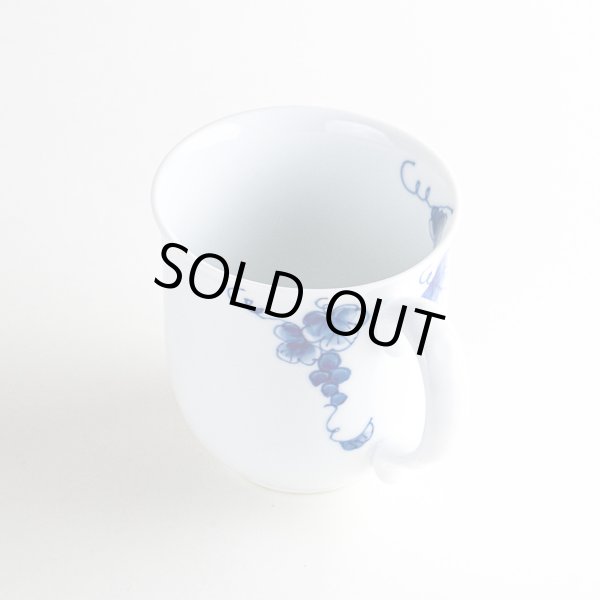 画像4: 【名入れ・名前入り】藍ぶどう マグカップ (4)