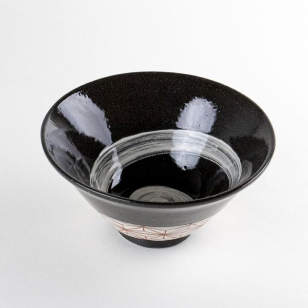 画像2: 【名入れ・名前入り】絵麻(赤) 茶碗 (2)