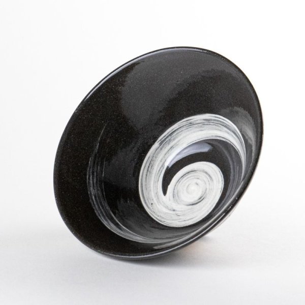 画像5: 【名入れ・名前入り】絵麻(赤) 茶碗 (5)