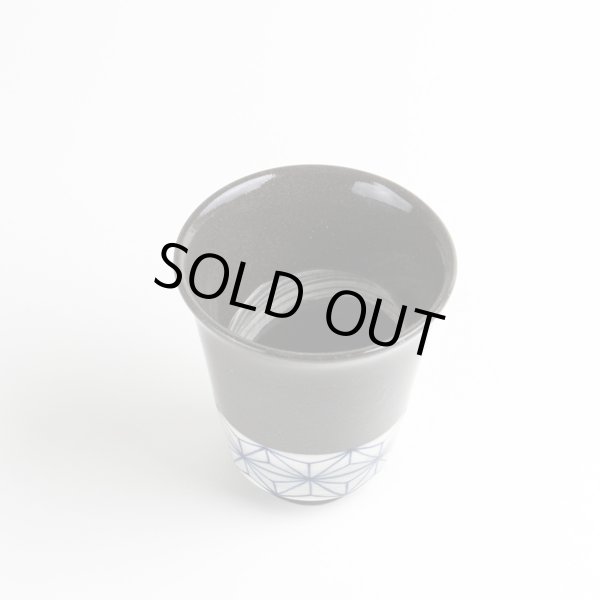 画像2: 【名入れ・名前入り】絵麻(青) 湯呑 (2)