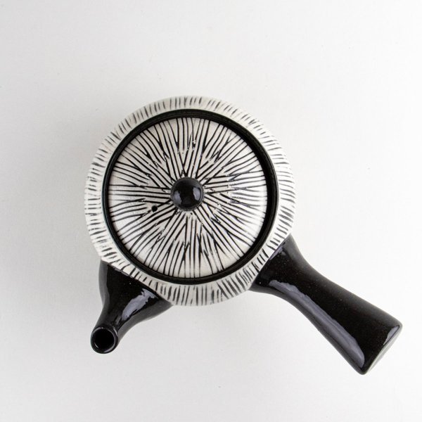 画像4: 線彫 U急須 (4)