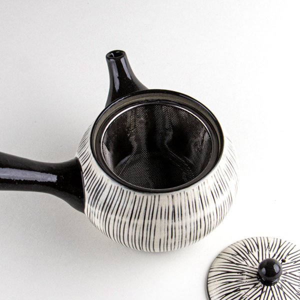 画像5: 線彫 U急須 (5)